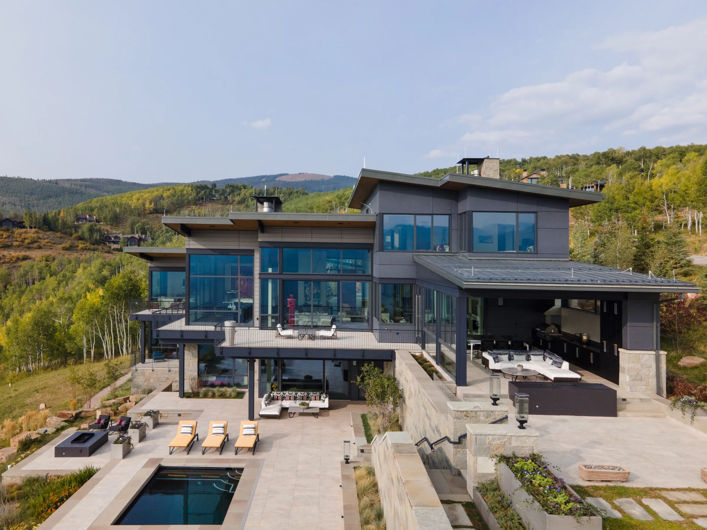 Outdoor Living — gallery photograph 1 of 15