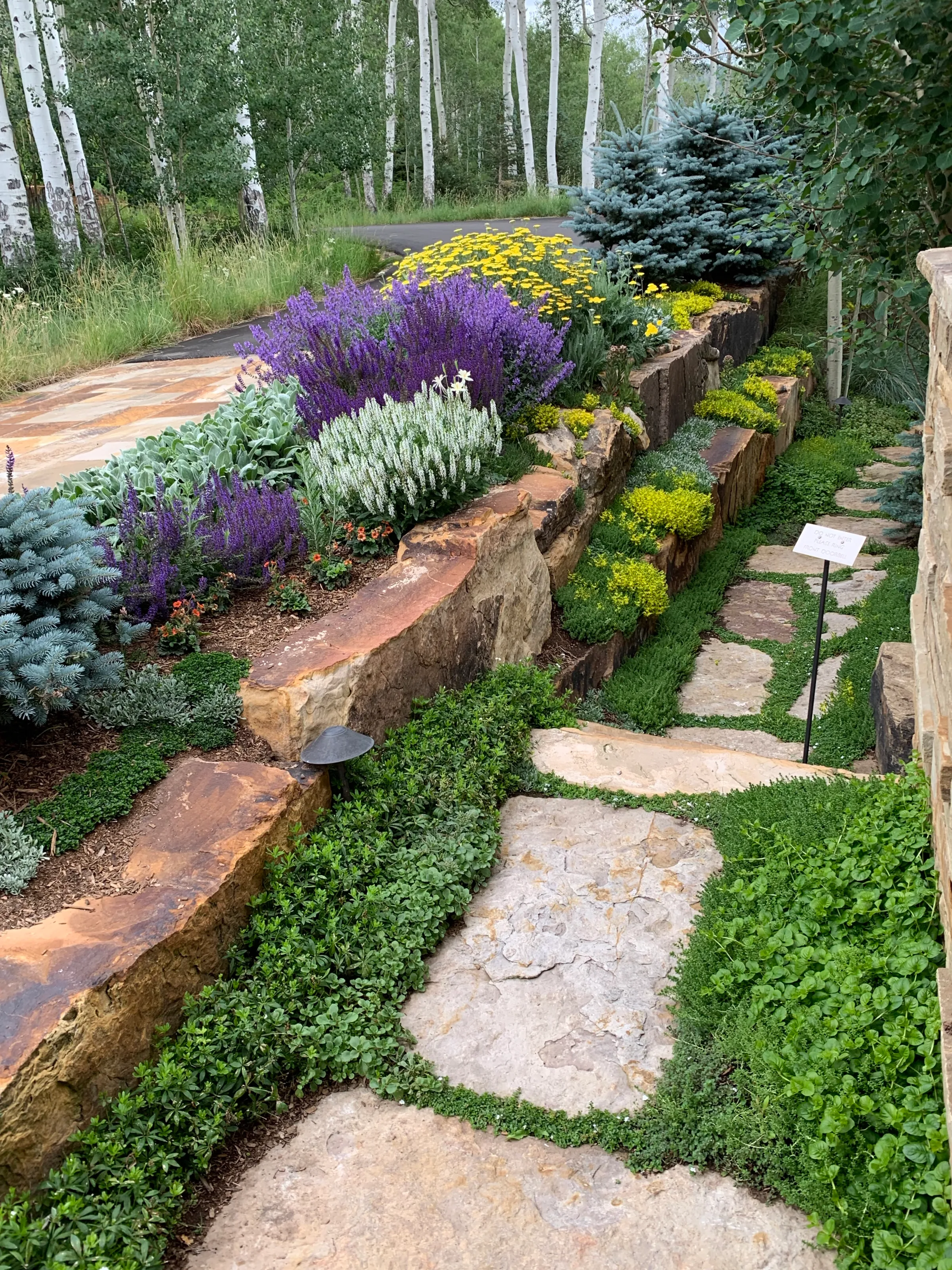 Walls & Retaining — gallery photograph 18 of 19