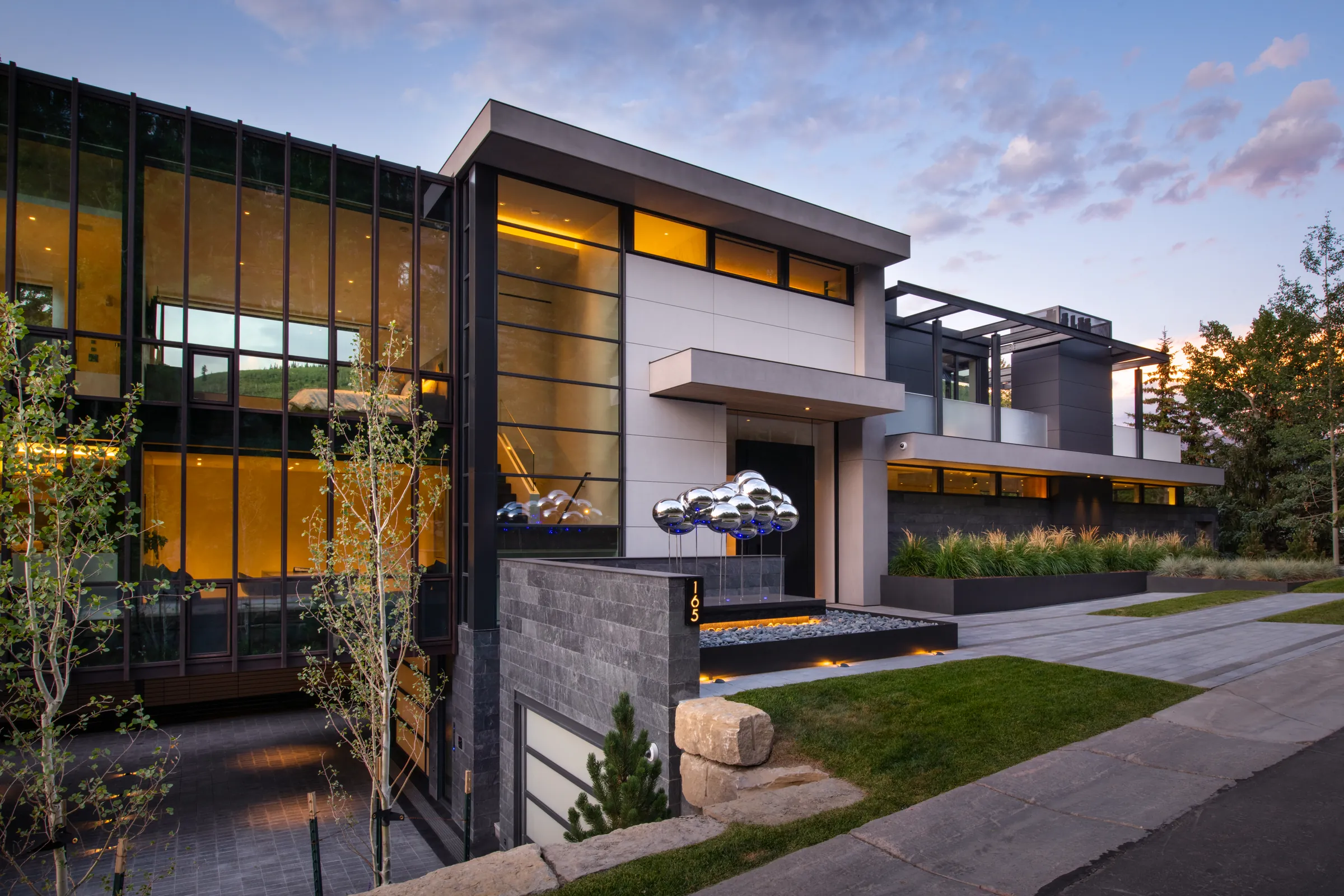 Forest Road Residence — project photograph 1