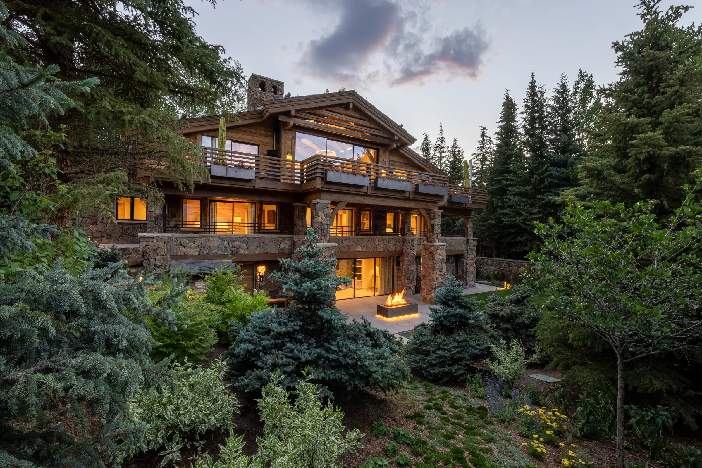 Slopeside Reverie — featured project photograph